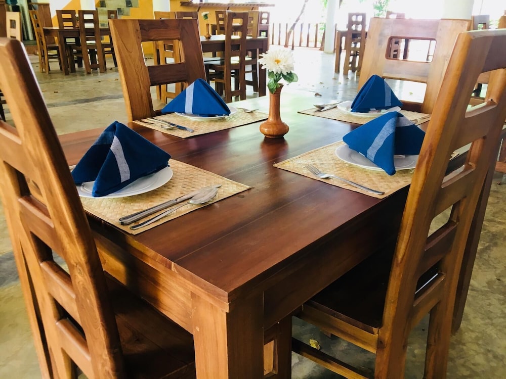 Alikele Hotel Sigiriya 24/40