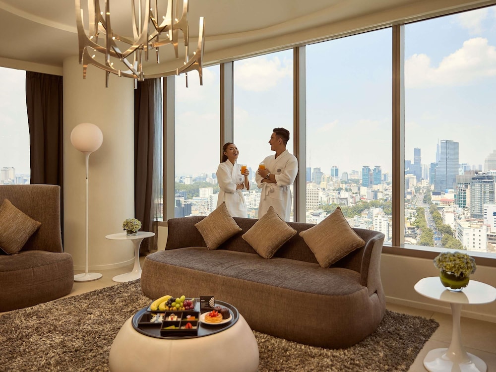 Pullman Saigon Centre 49/69