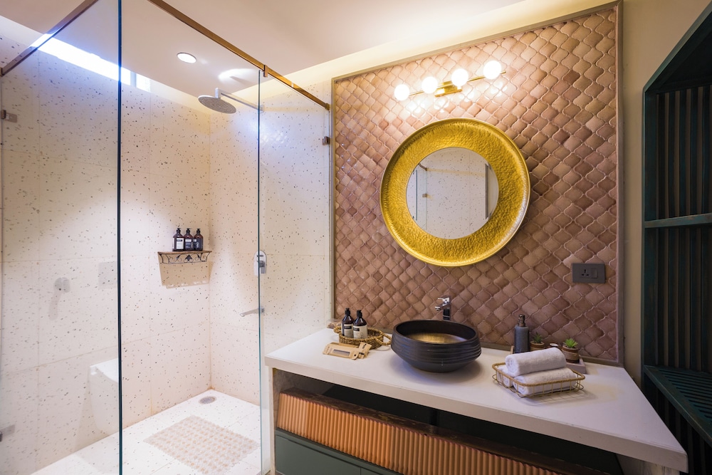 ELIVAAS Noah's Ark 3BHK Villa with Pvt Pool, Garden and Gazebo 62/64