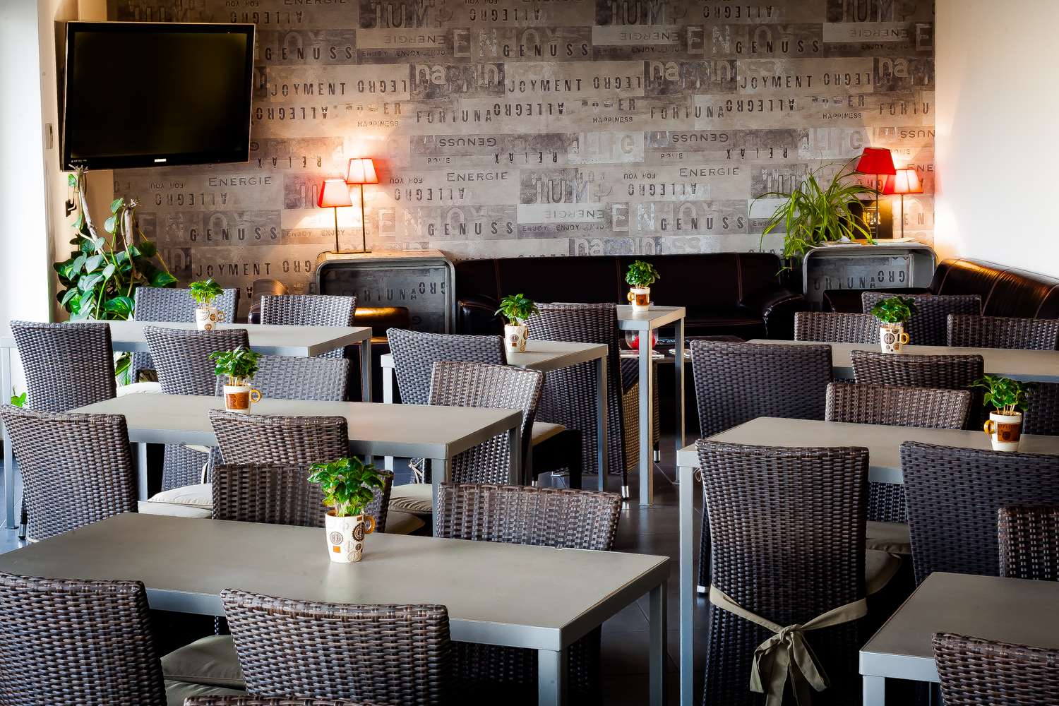 Hotel Les Domes - Perpignan Sud by Hosteletour 42/65