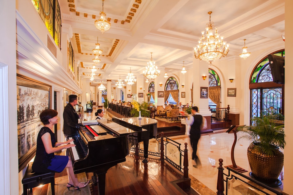 Majestic Hotel 32/34