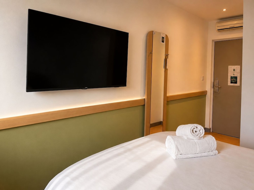 Ibis Budget Leicester 25/59