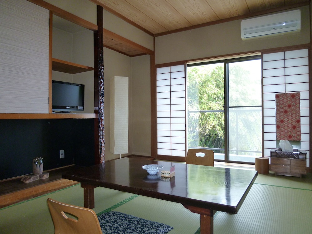 Hotel Yoshino 23/27