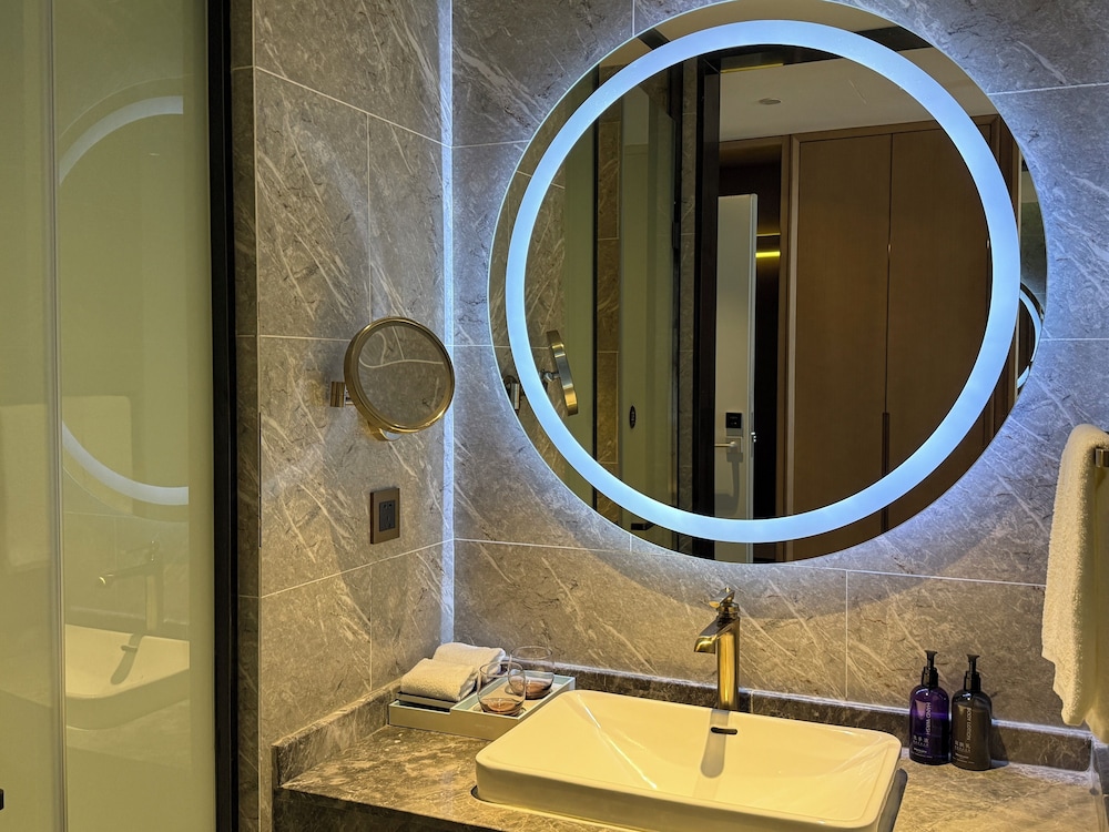 Mercure Shanghai Jiuting 46/46