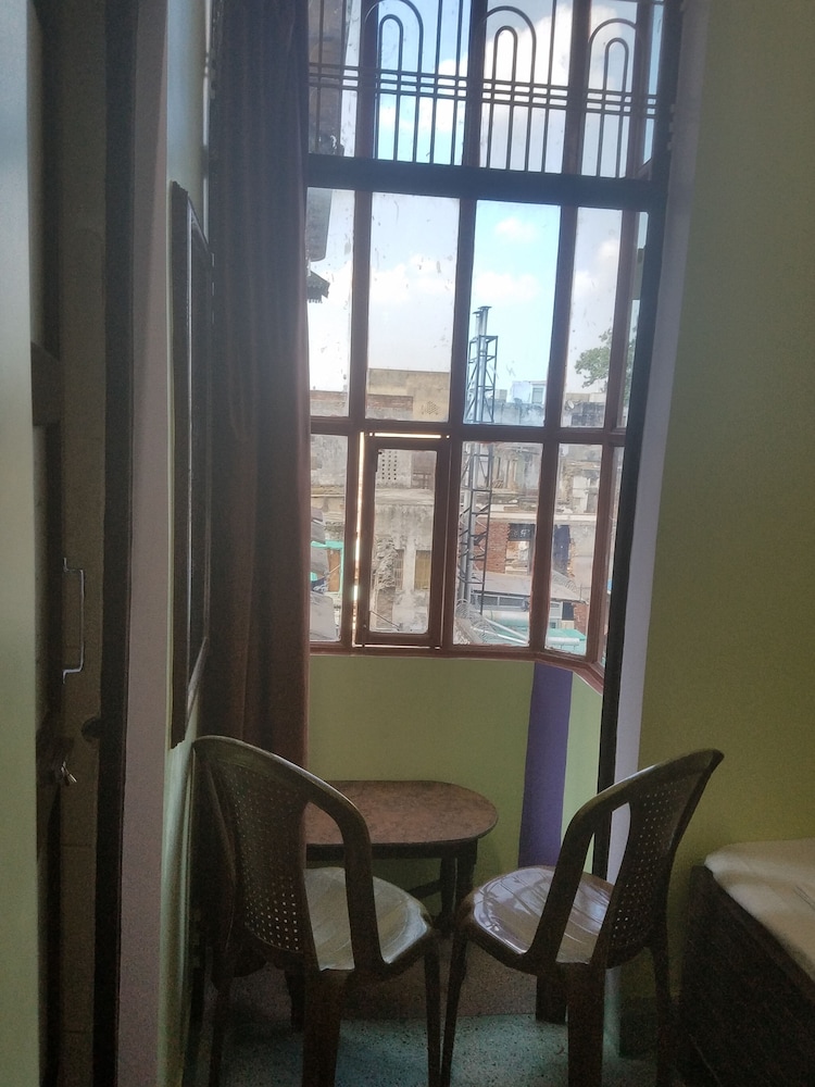 Baba Guest House 43/58
