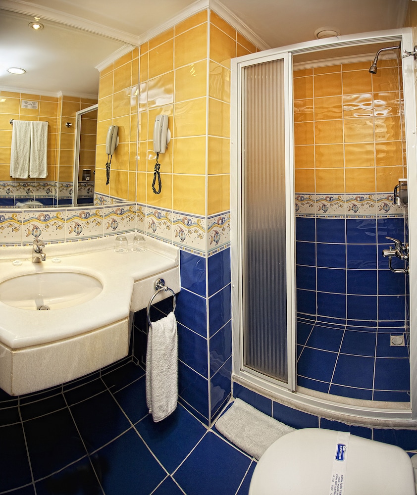 Pasha Princess - Adults Only 50/50