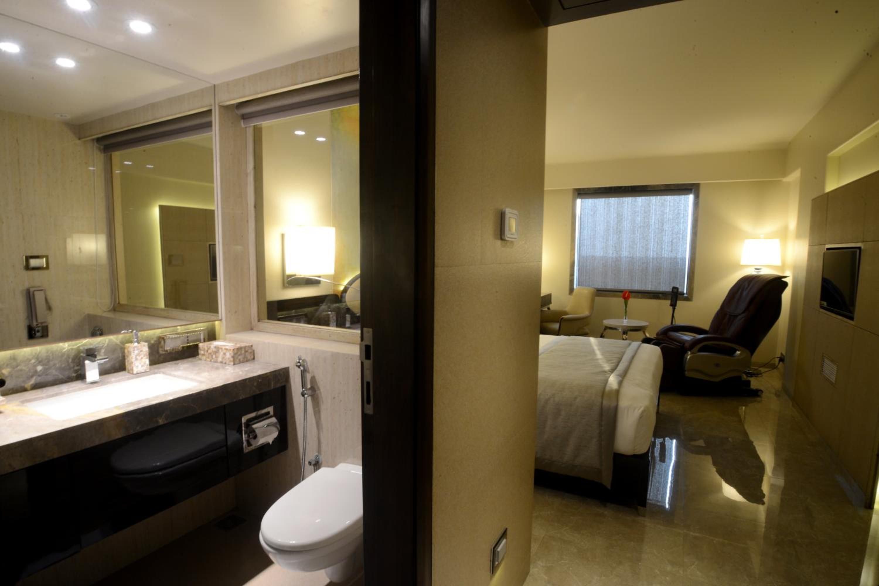 Hotel Sai Palace Grand Malad 33/41