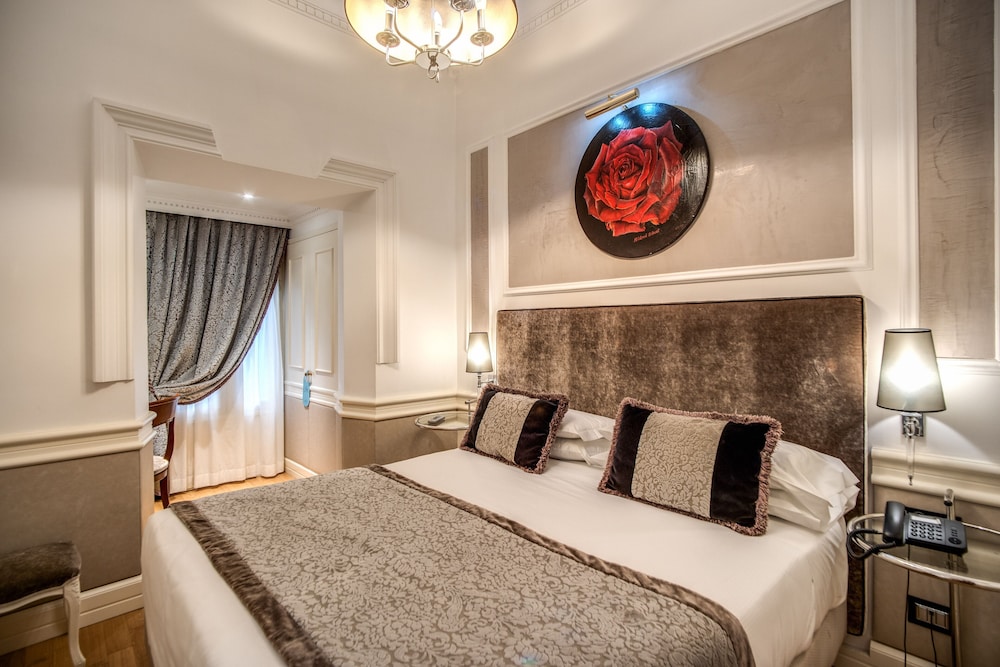 غرفة أساسية بسرير فردي، The Britannia Hotel 8/10