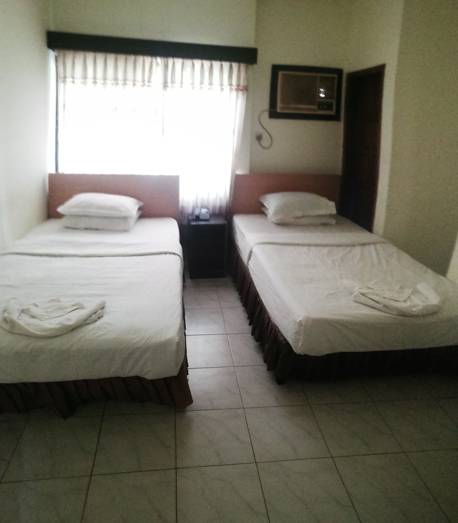 STANDARD, SINGLE, SINGLE BED