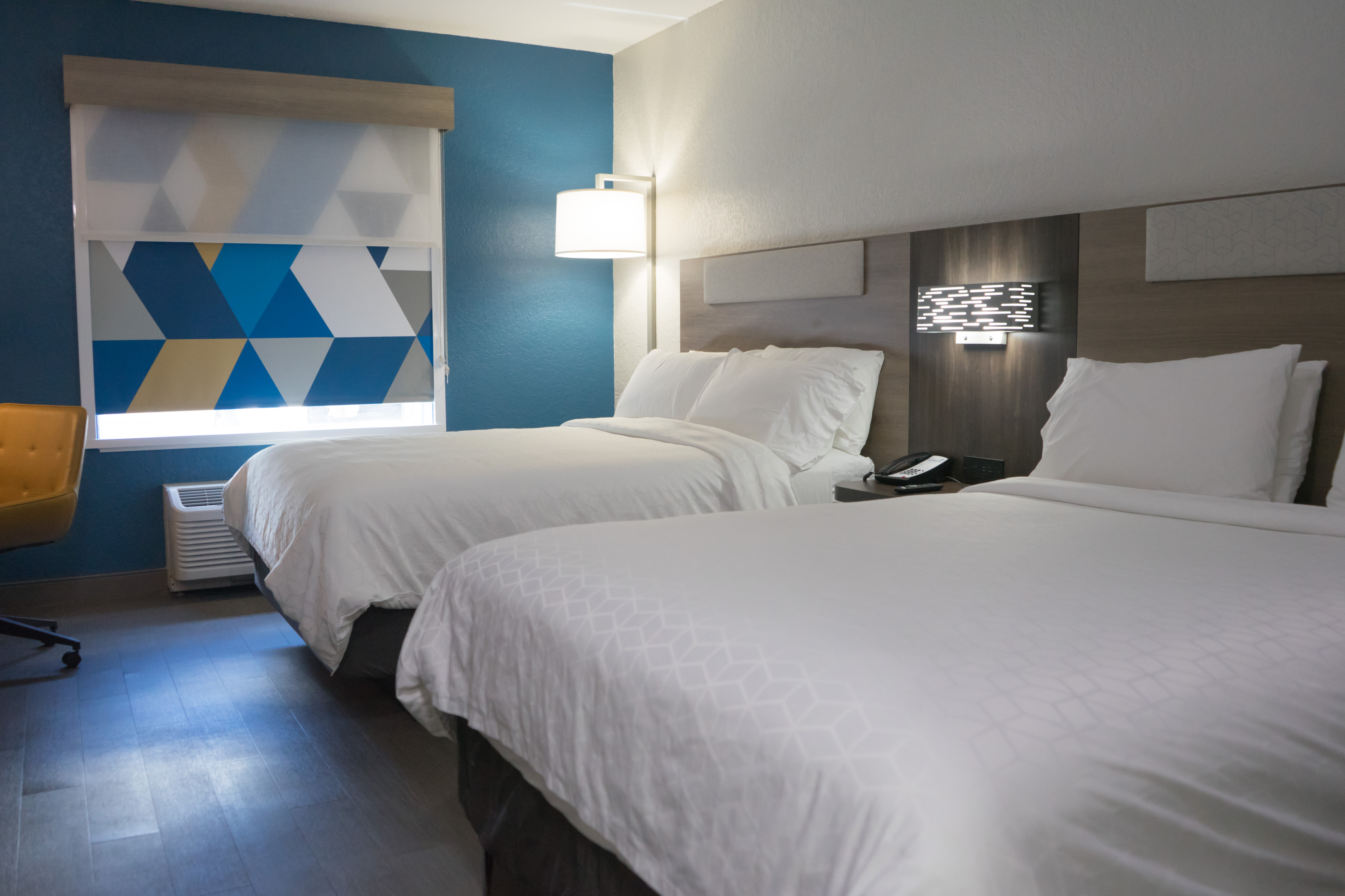Holiday Inn Express Hotel And Suites Lakeland North I 4 12/46