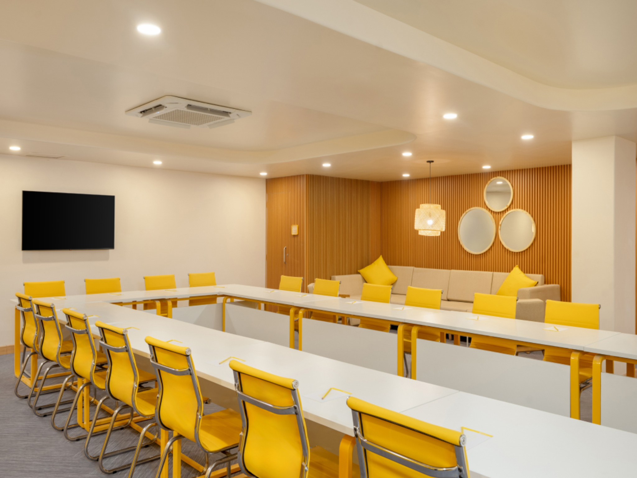 Bloom Hotel - Jubilee Hills 44/49