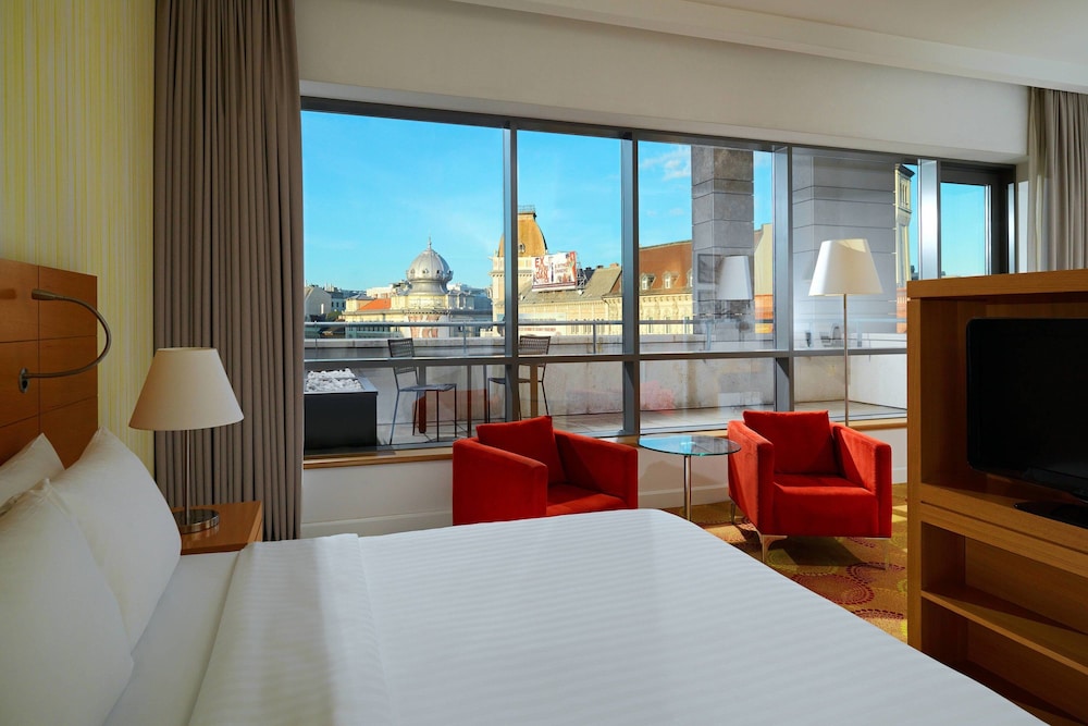 Courtyard By Marriott Budapest City Center Hotel 16/45