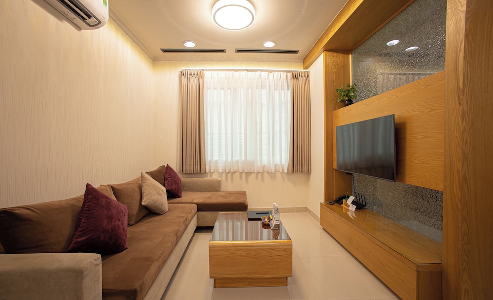 Mayfair Suites - Wmc Tower 54/70