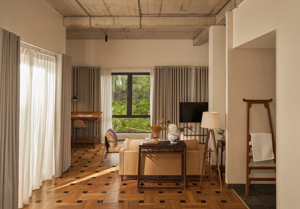 aNhill boutique Hotel 48/58