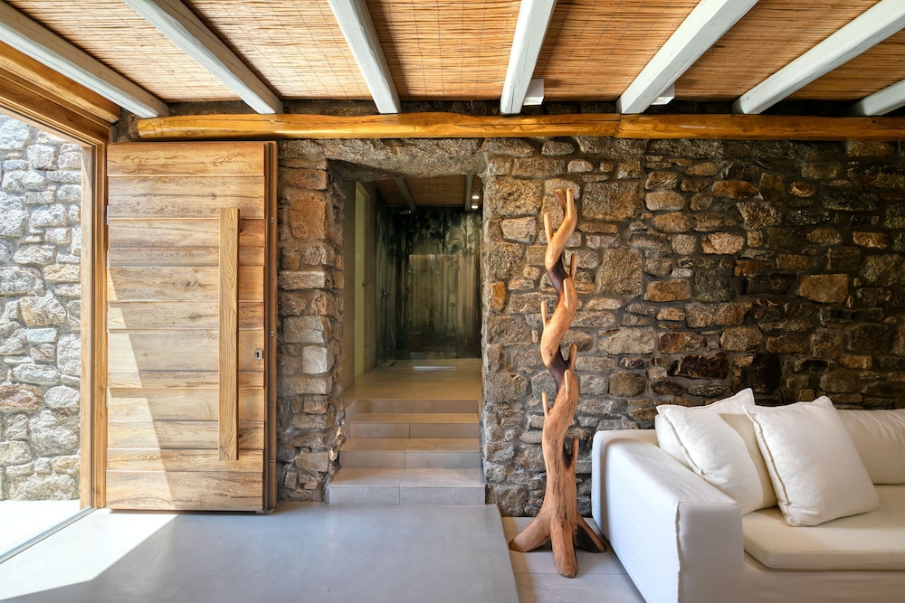 M Mykonos Villas 12/50