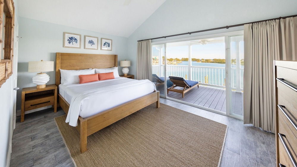 3 Bedrooms, Premium, Villa, King Bed, 3 Queen Beds, Sofa, Hawks Cay Resort 2/5