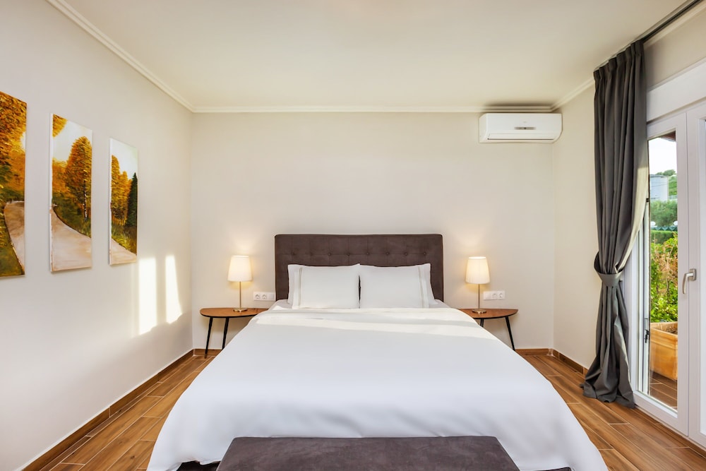 Sunny Villas And Spa 7/50