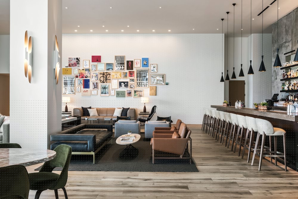 KIMPTON EVERLY HOTEL 38/80