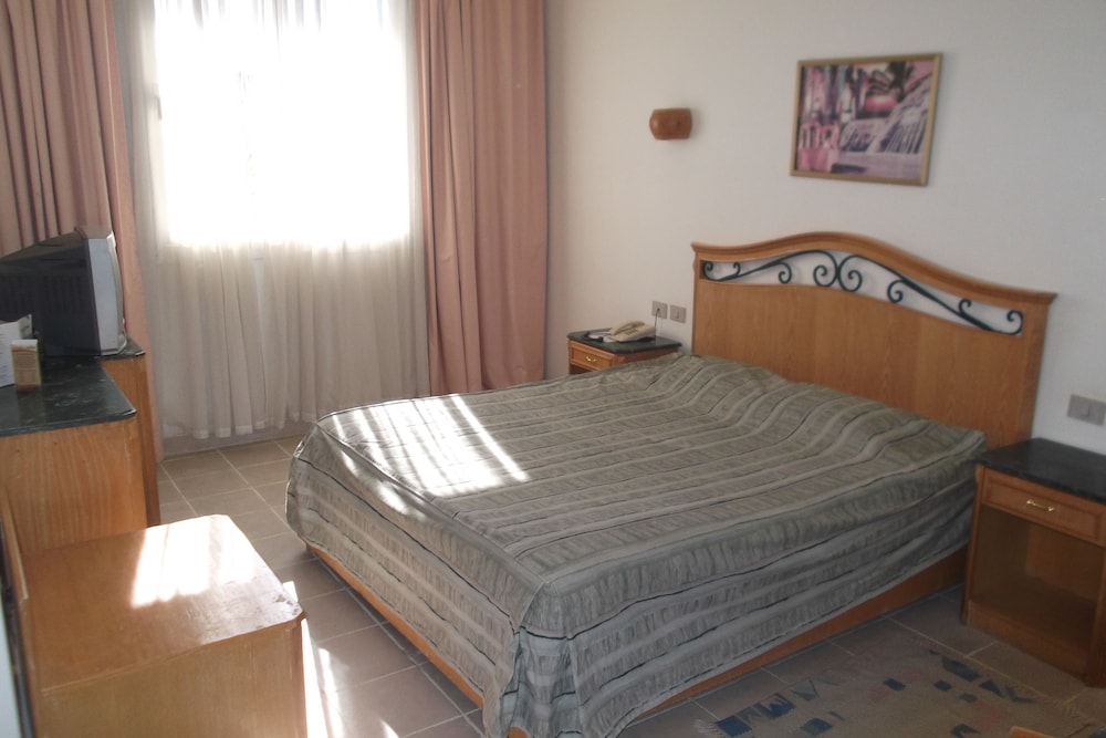 Queen Sharm Resort 13/50