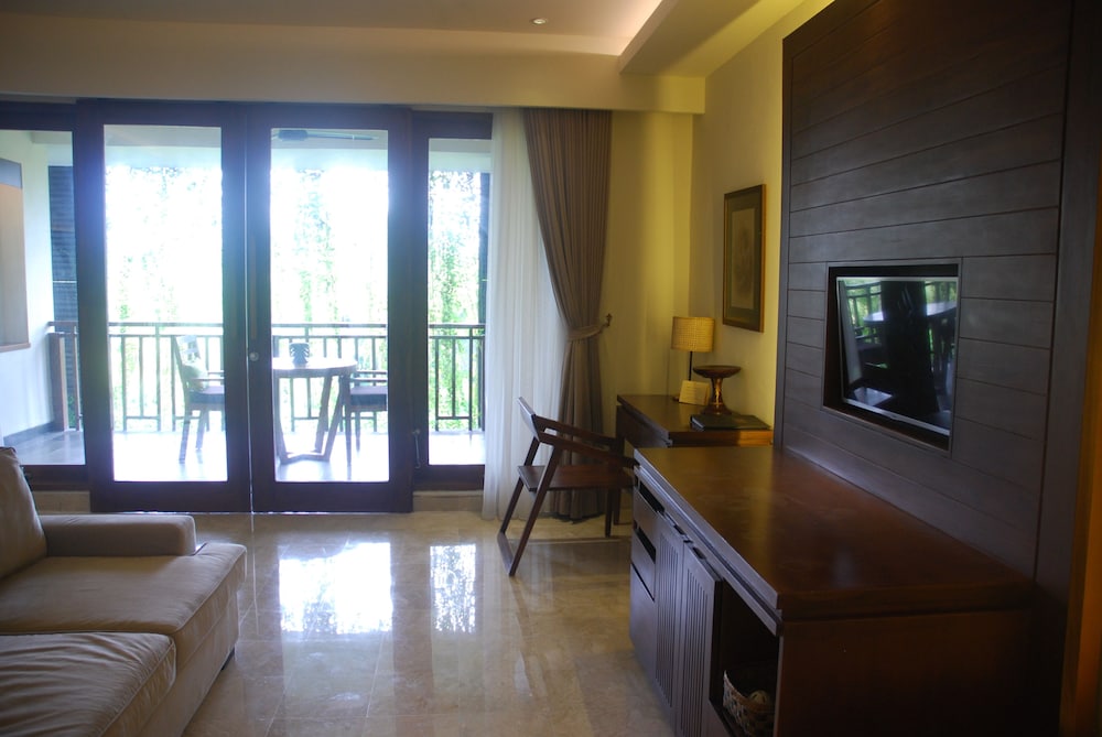 Ubud Village Hotel 37/51