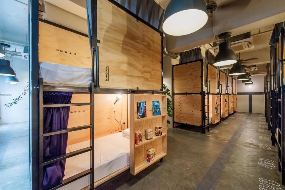 The Kitchen Hostel Ao 73/74