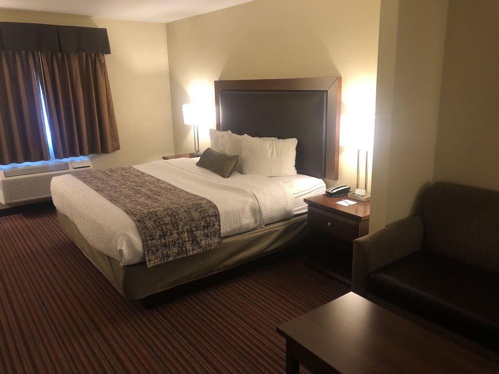 Best Western Plus Sparta Trail Lodge 13/49