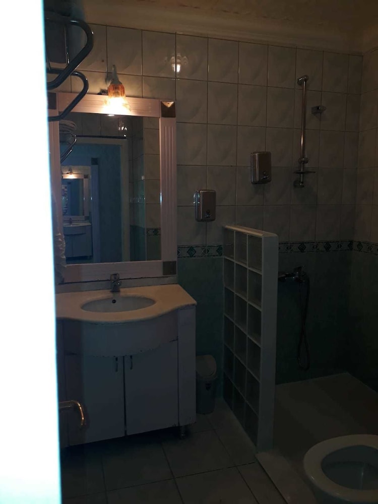 Otel Antik 9/50