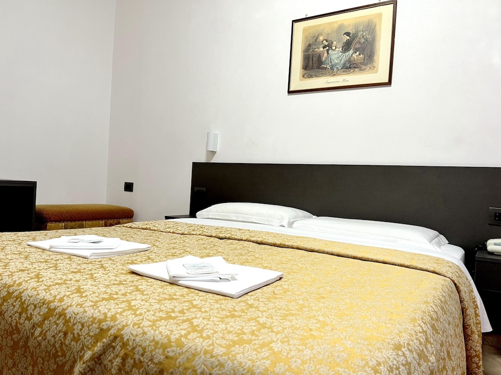 Hotel Termini 15/34