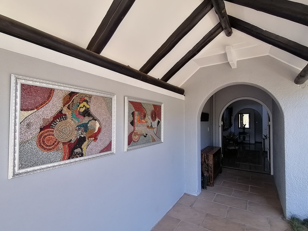 Villa Venusta 3/100
