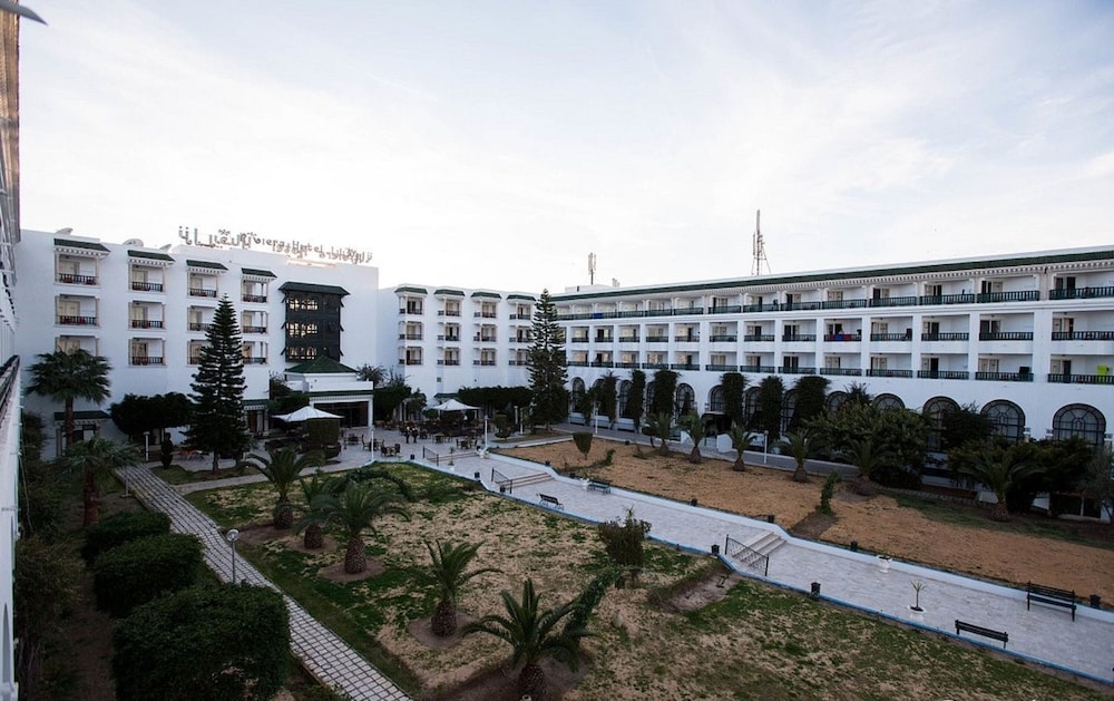 Riviera Port El Kantaoui 37/40