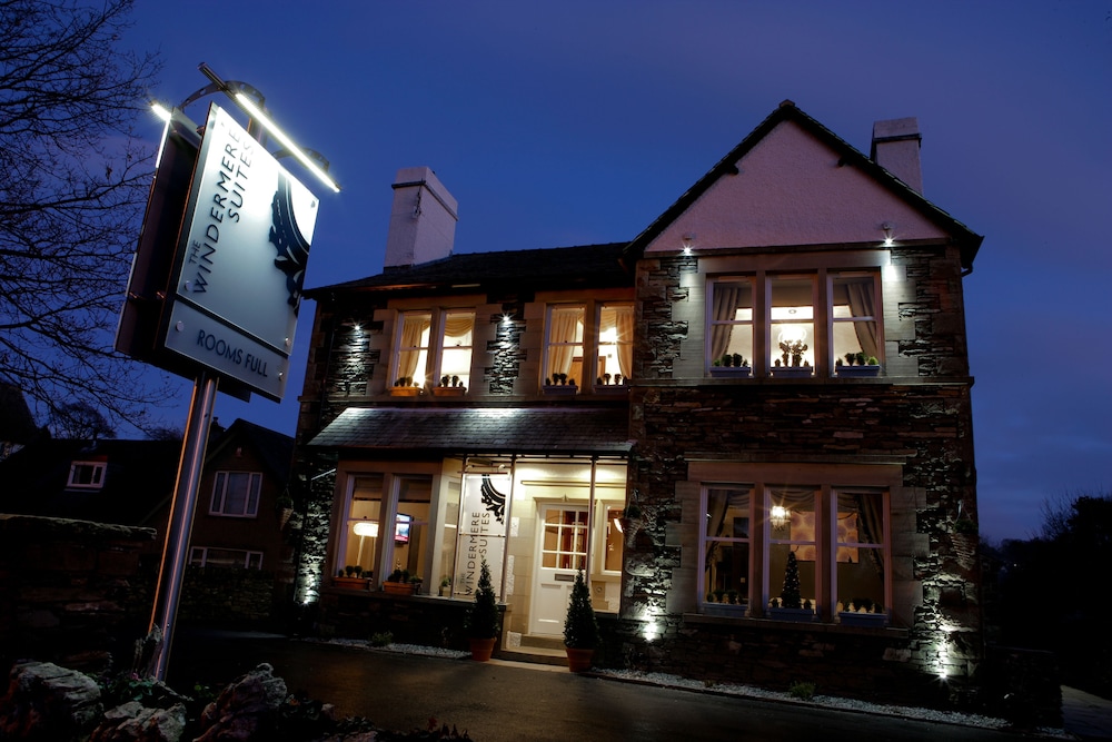Windermere Suites 1/39