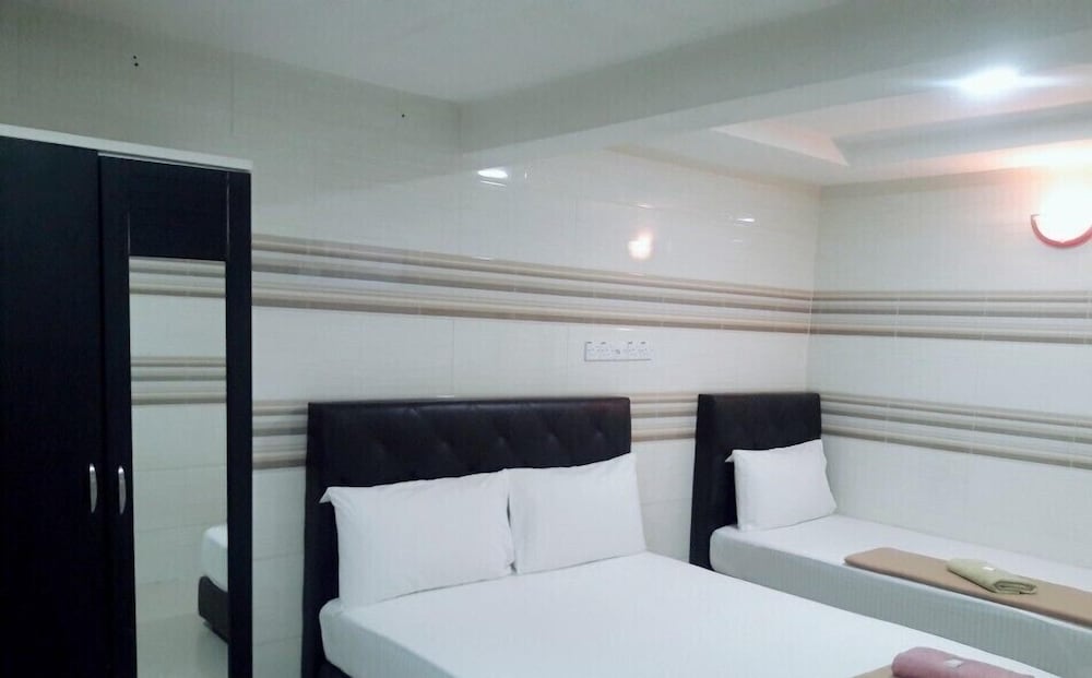 Ark Taman Melawati Hotel 7/32