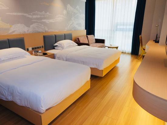 Panorama, Deluxe, Twin Beds