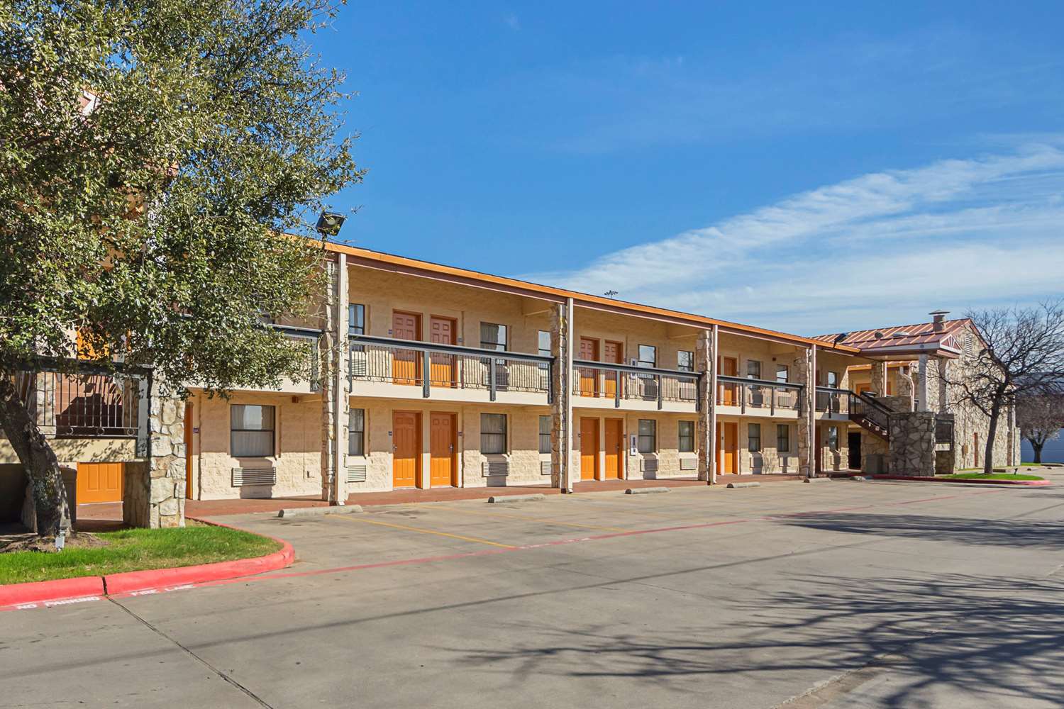 Studio6 Suites North Richland Hills, TX in NORTH RICHLAND HILLS - TX