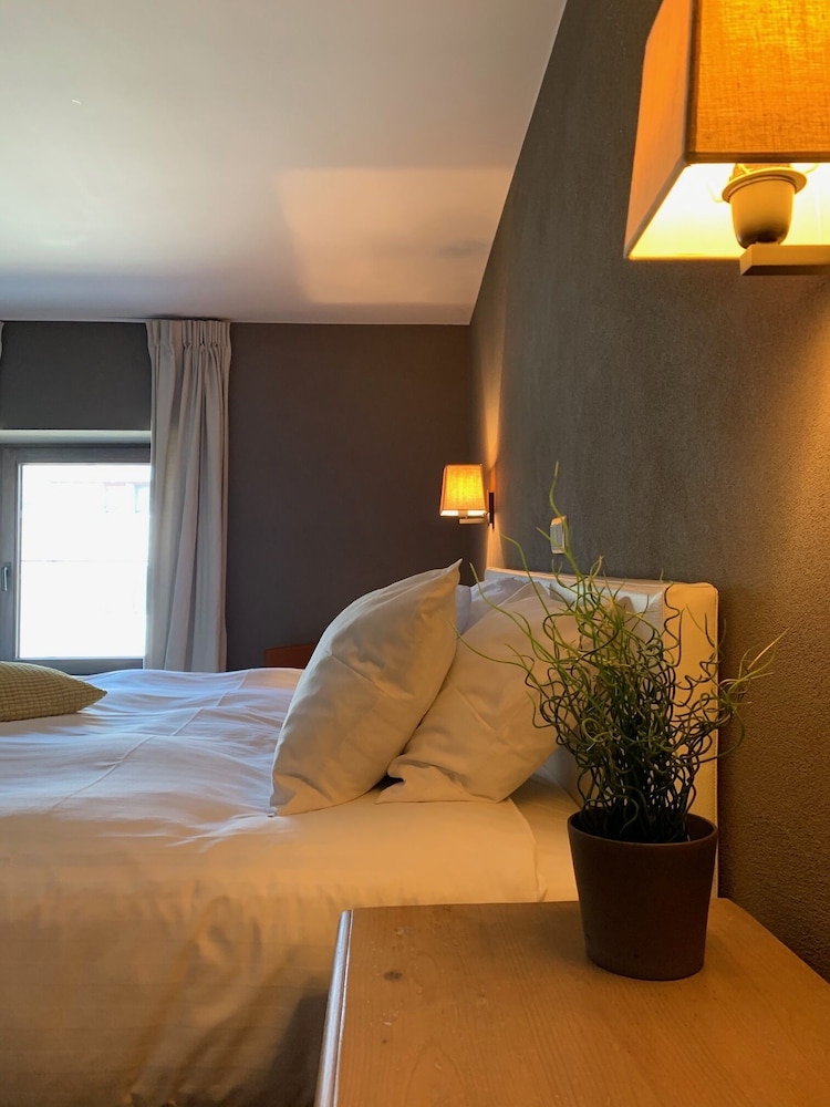 Hotel La Passerelle 9/43