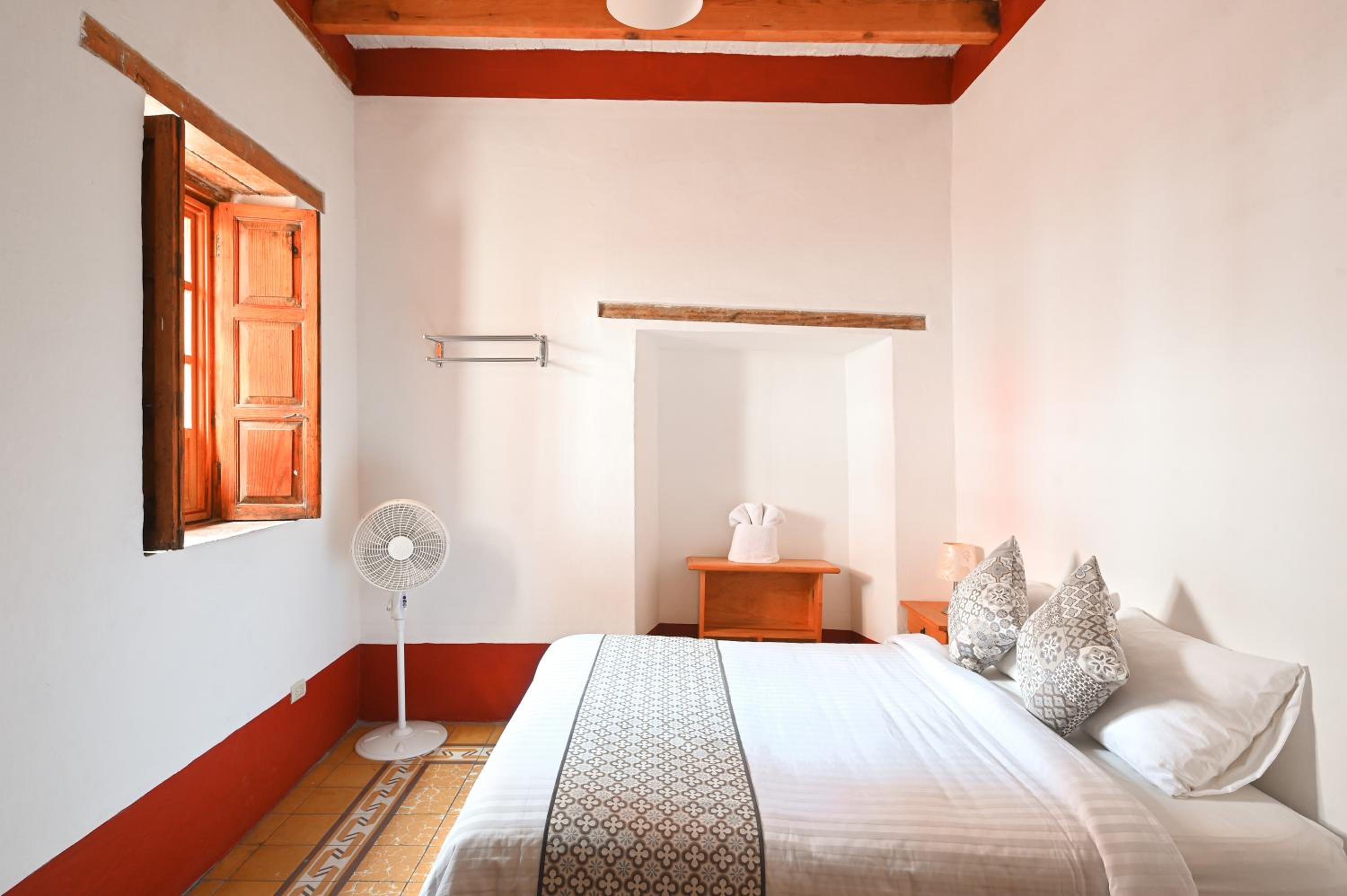 Hotel Meson Cuevano 14/50