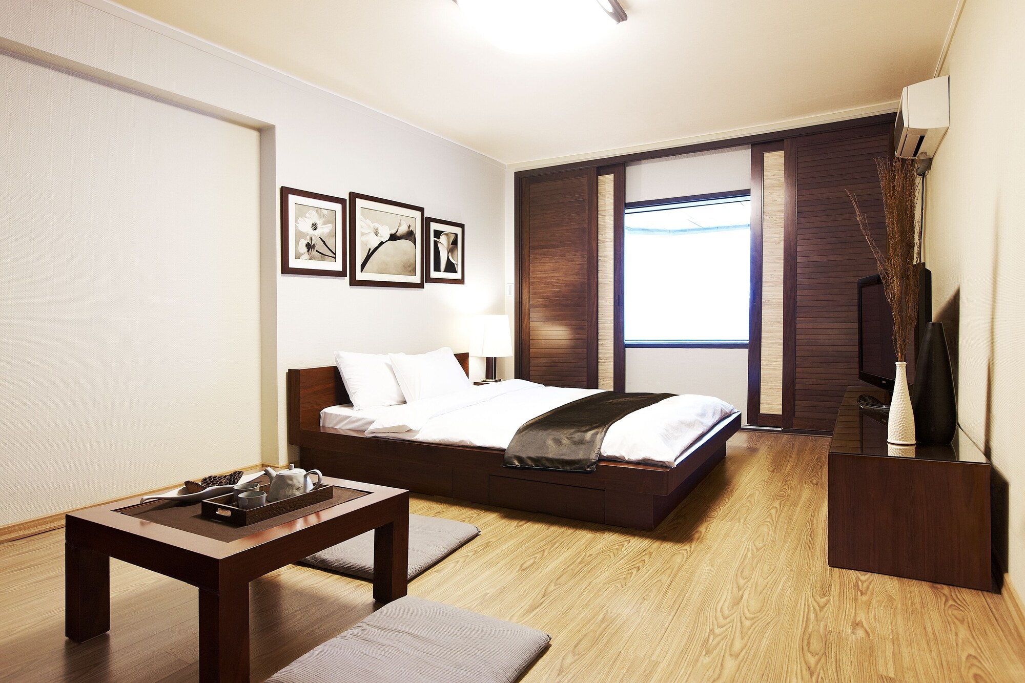 Ondol, Deluxe, Family, Futon Bed