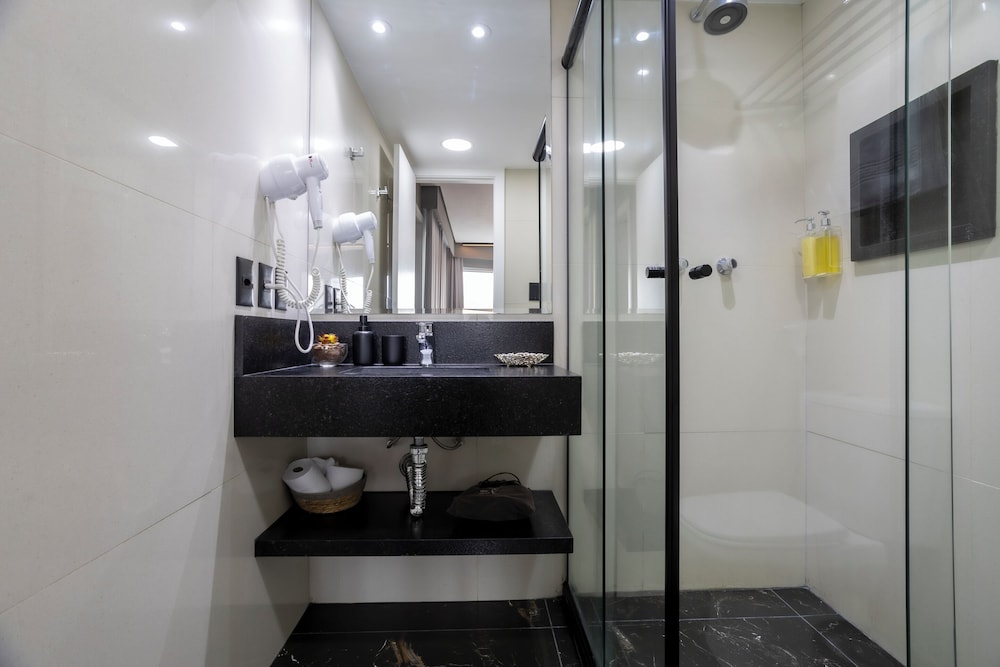 You Stay at Vila Olimpia - ITC 50/50