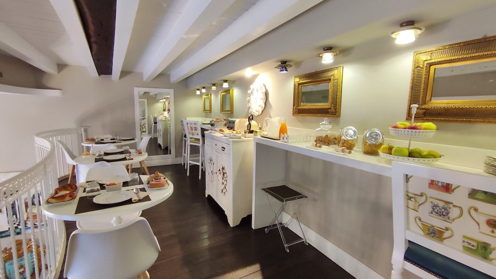 Dimora Bellini Luxury Rooms And Breakfast 36/50