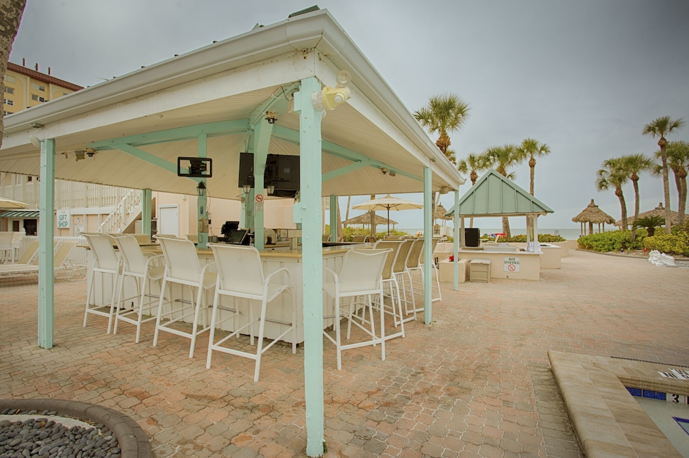SANDCASTLE AT LIDO BEACH(ex. HELMSLEY SANDCASTLE) 33/33