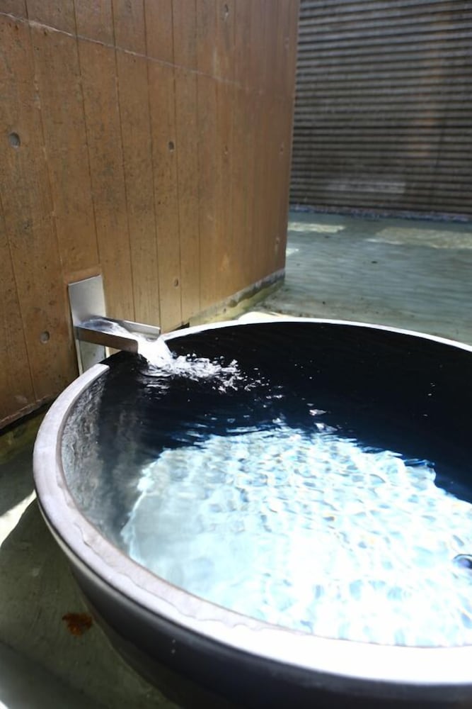 Four Seasons Yuzawa Quattro 20/27