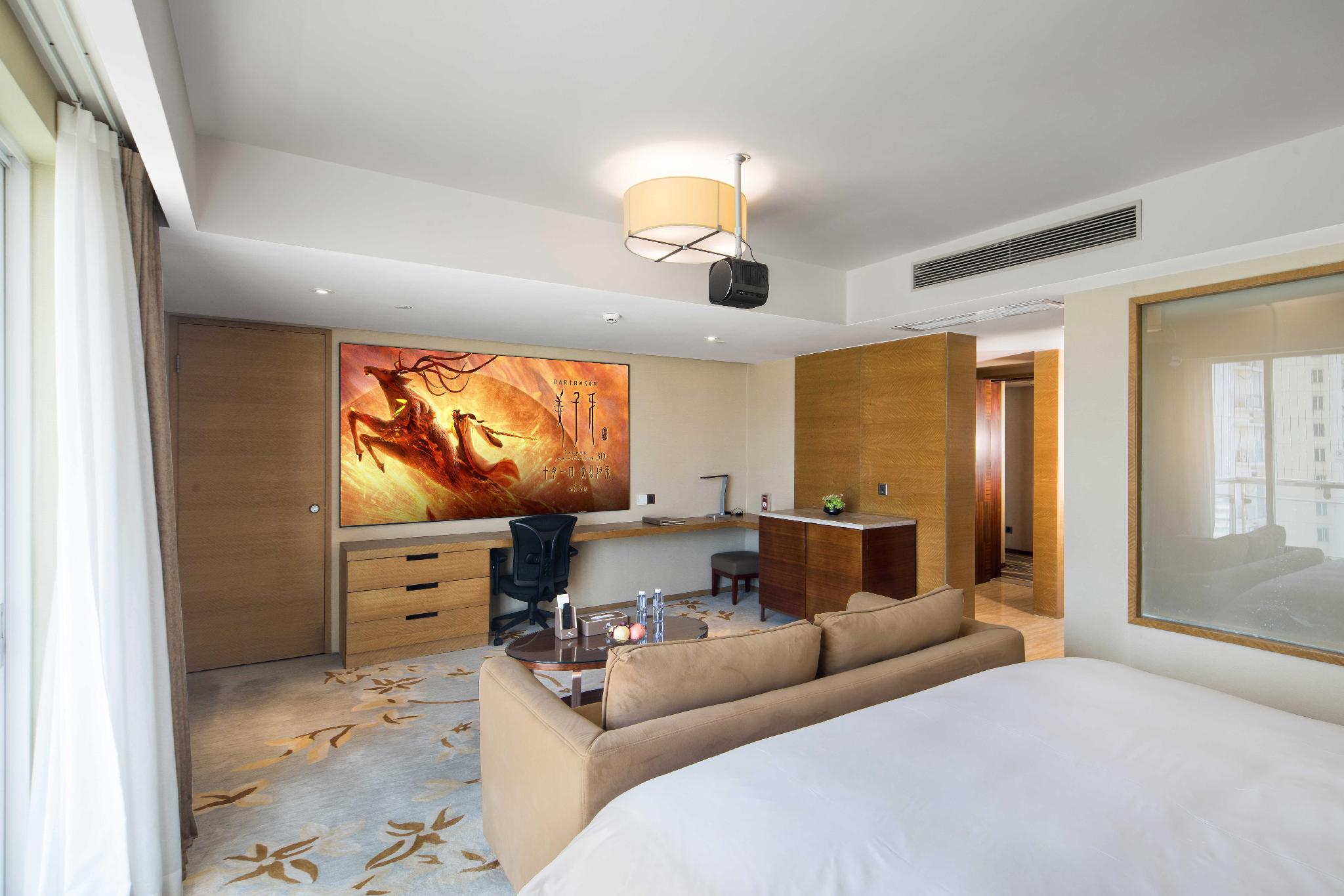 Cinema, Deluxe, King Bed