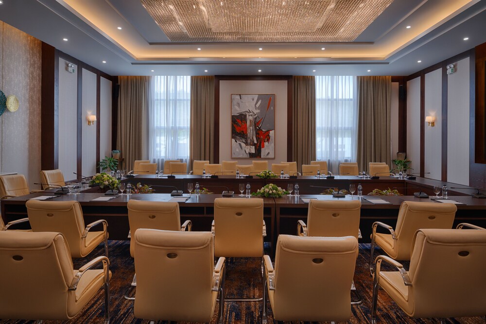 Flc Ha Long Bay Golf Club And Luxury Resort 54/67
