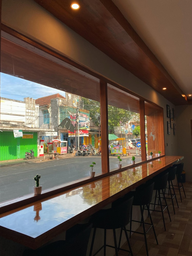 Hotel 88 Jember 44/50
