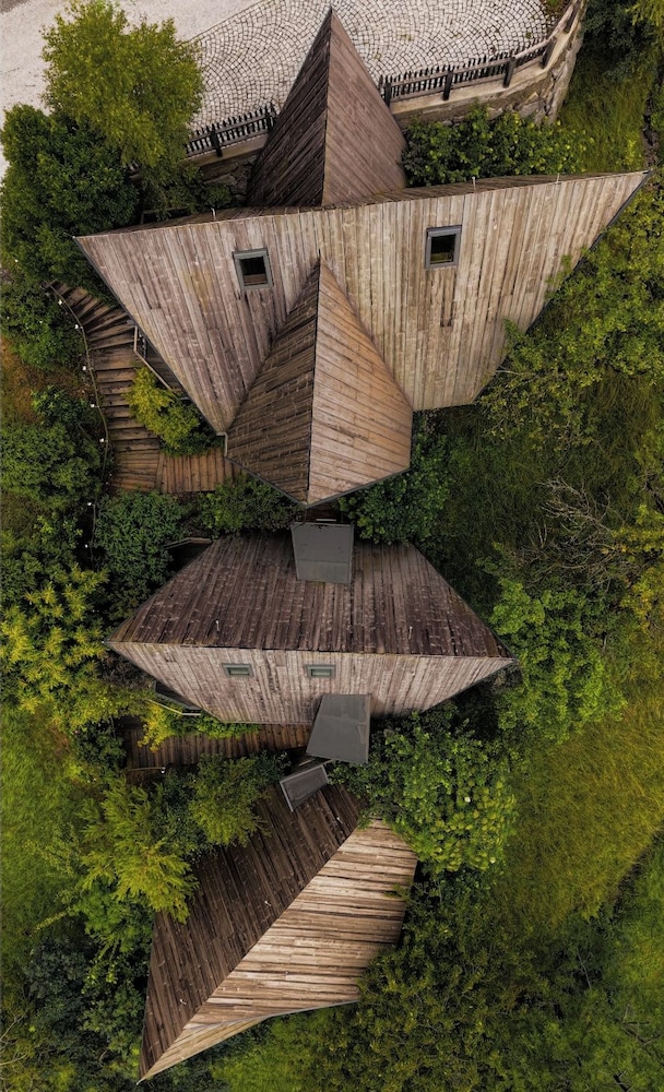 HOCHLEGER - DELUXE CHALETS 43/49