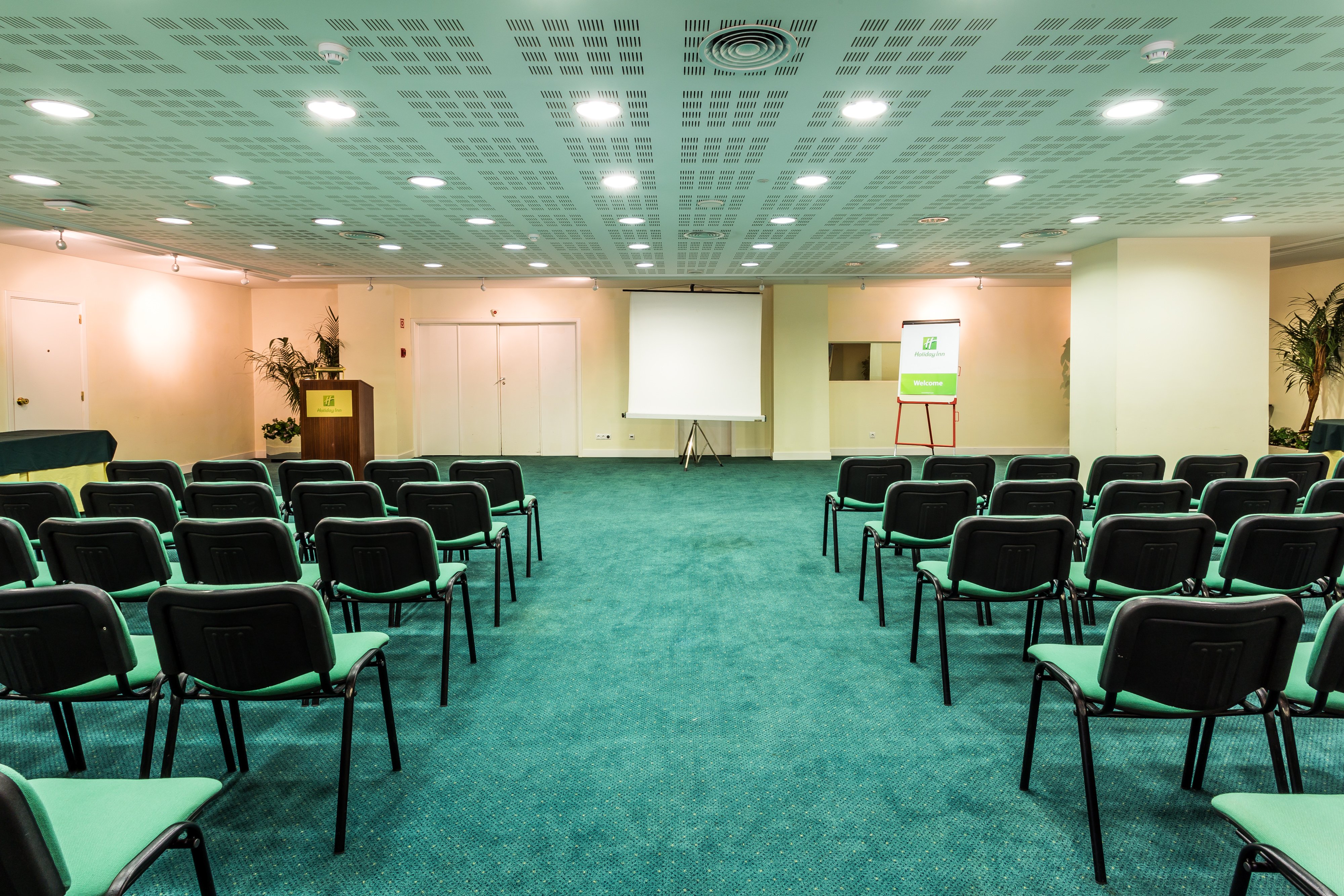 Holiday Inn Lisbon 65/77