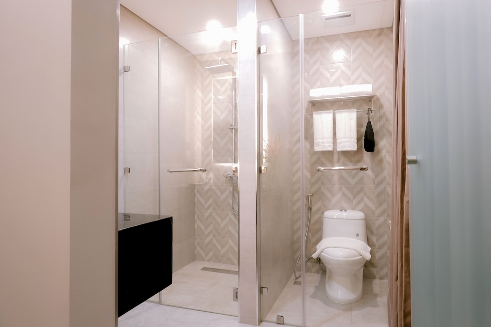 Goldberry Suites & Hotel Cebu 49/50