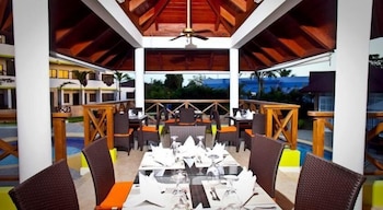 Silvestre Hostal 54/61