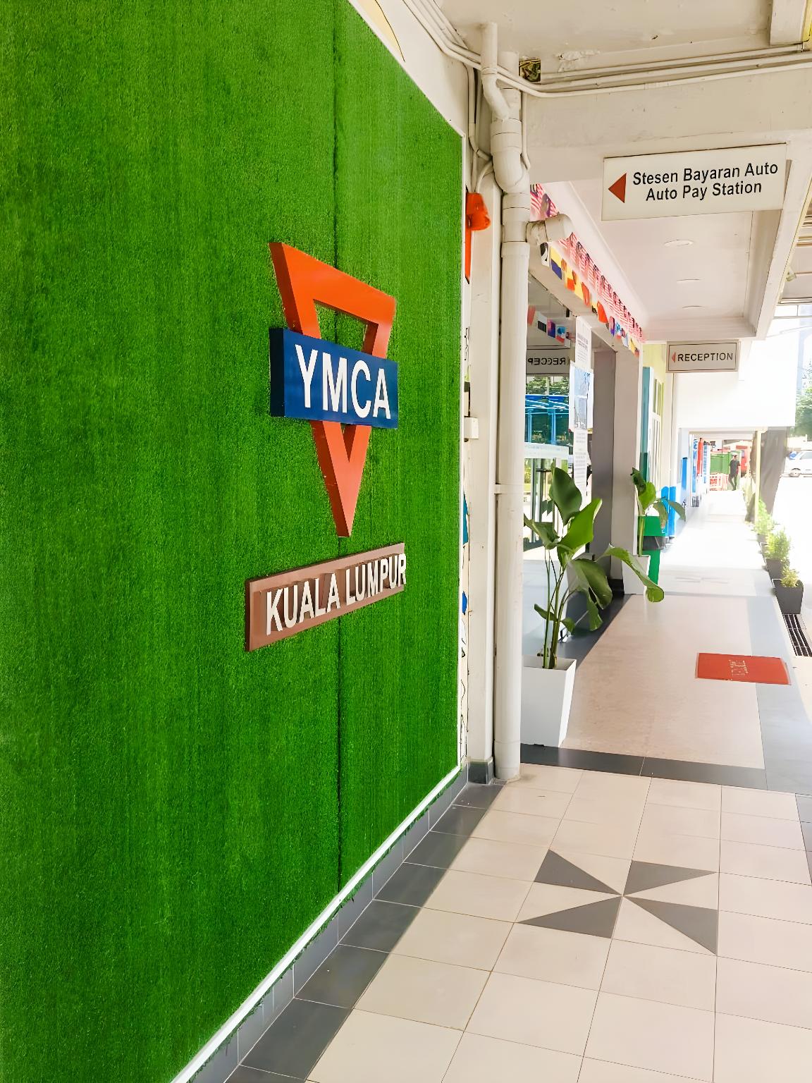 YMCA Kuala Lumpur 45/52