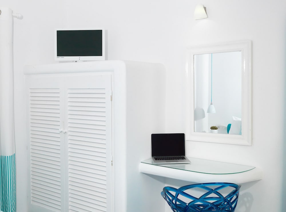 Evgenia Villas Amp Suites 55/63